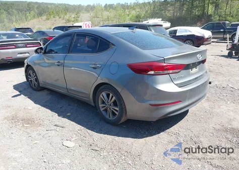 2017 Hyundai Elantra Value Edition из США, поврежденный, VIN KMHD84LF2HU245531